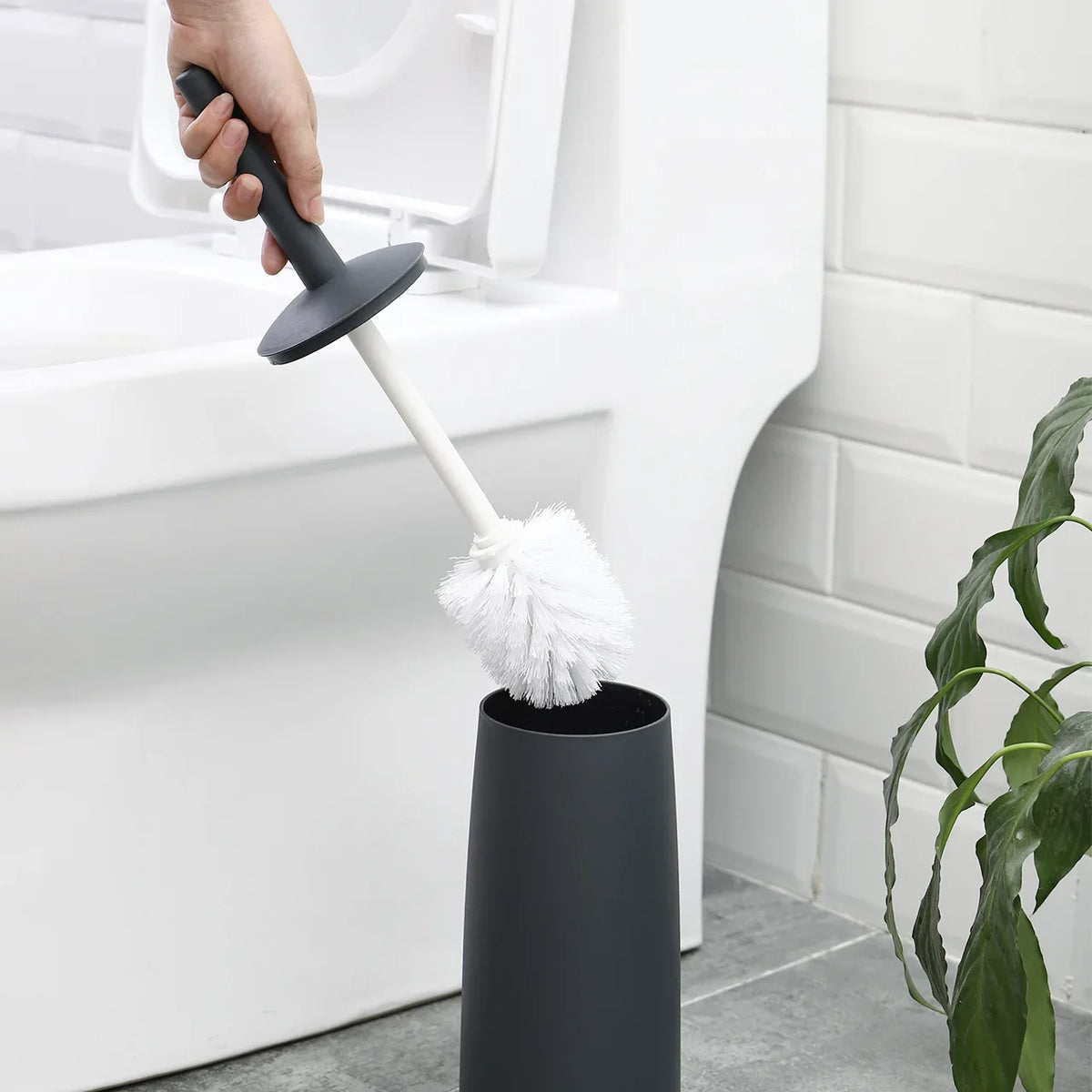 Brosse WC avec Socle Fermé